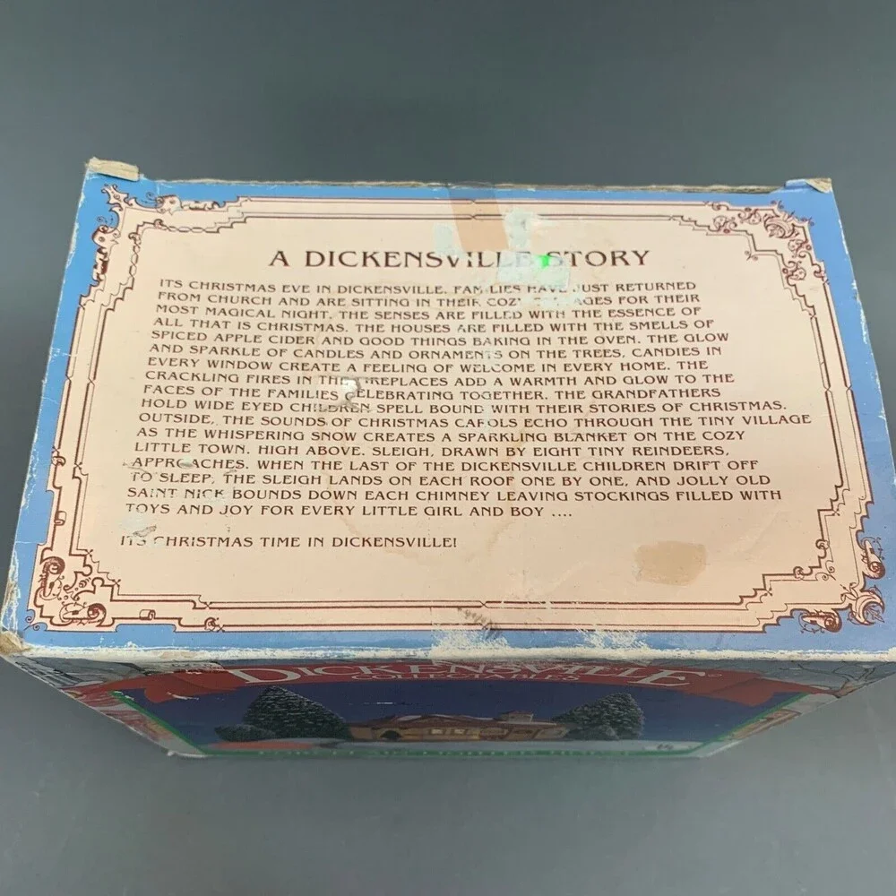 1990 Dickensville Collectibles Porcelain‎ Lighted House Wesaon Station